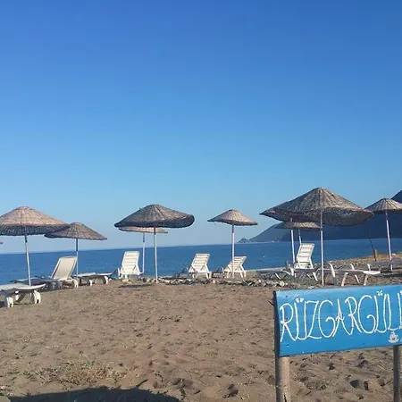 Ruzgar Gulu Bungalows Camping